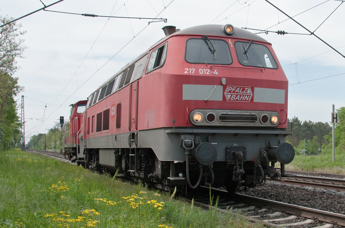 Eberstadt station, 11 May 2016. Pfalzbahn 217 012-4.