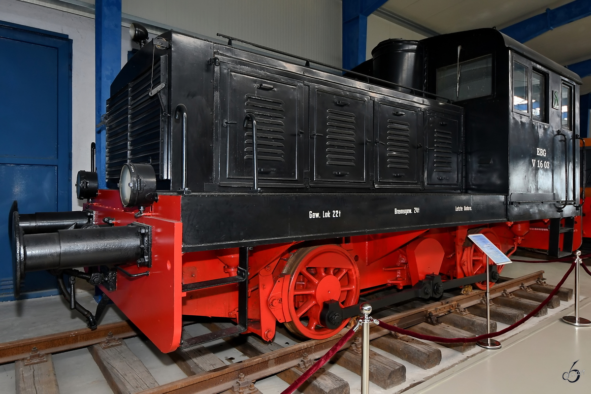 EBG V16 03 wurde 1941 von dem Unternehmen Deutsche Werke Kiel gebaut und ist eine Diesellokomotive von Typ 160 B. (April 2019)