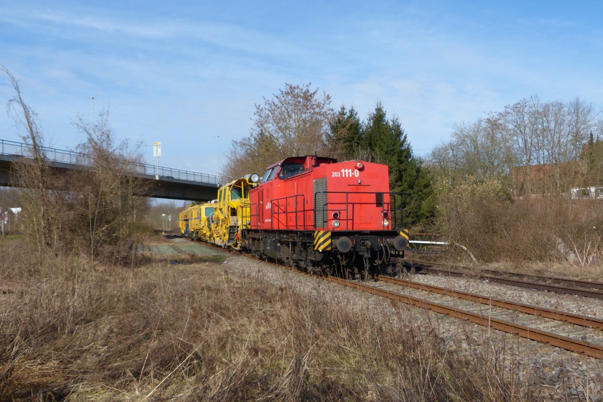 EBM 203 111 am 20.2.15 in Zweibrücken auf dem Weg nach Pirmasens Nord.