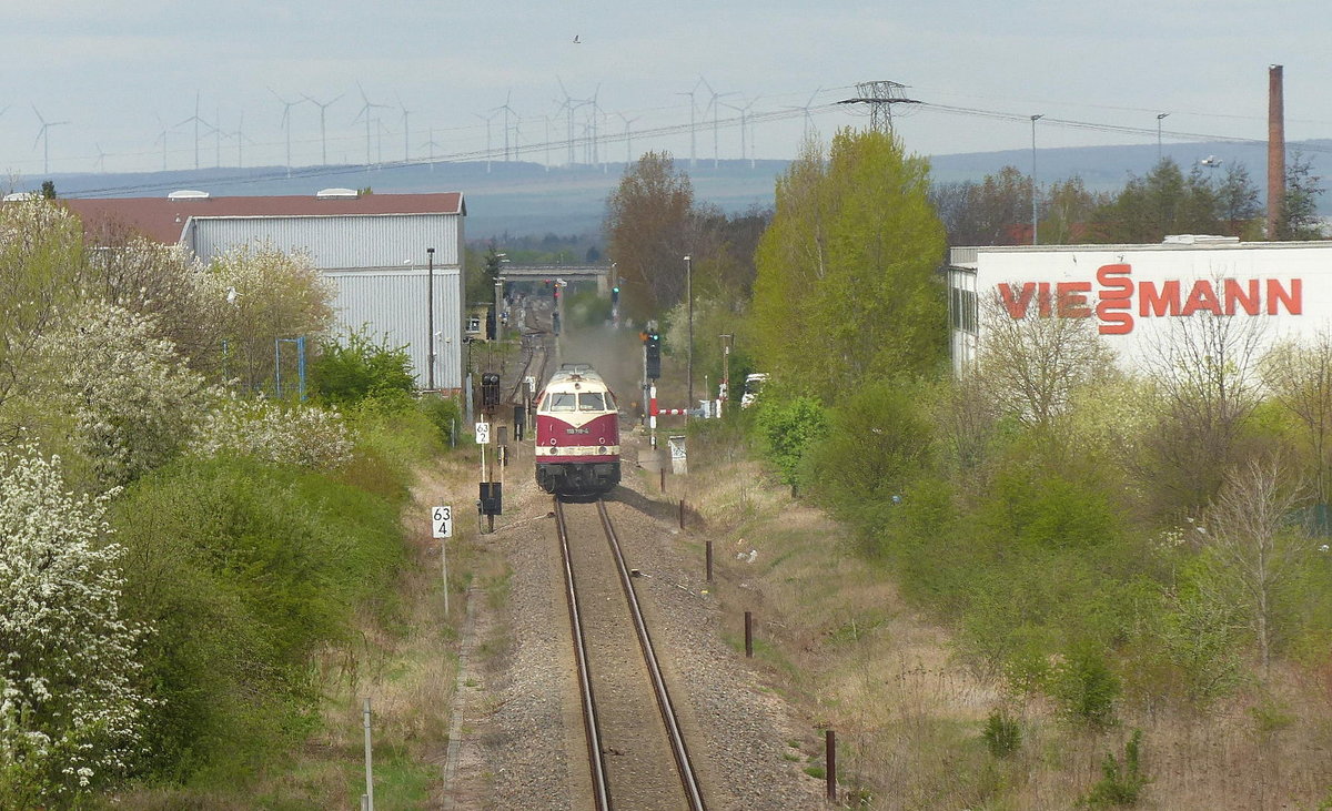 EBS 232 239-4 + 118 719-4 als Tfzf von Erfurt Gbf nach Ebeleben, am 11.04.2017 in Erfurt Nord.