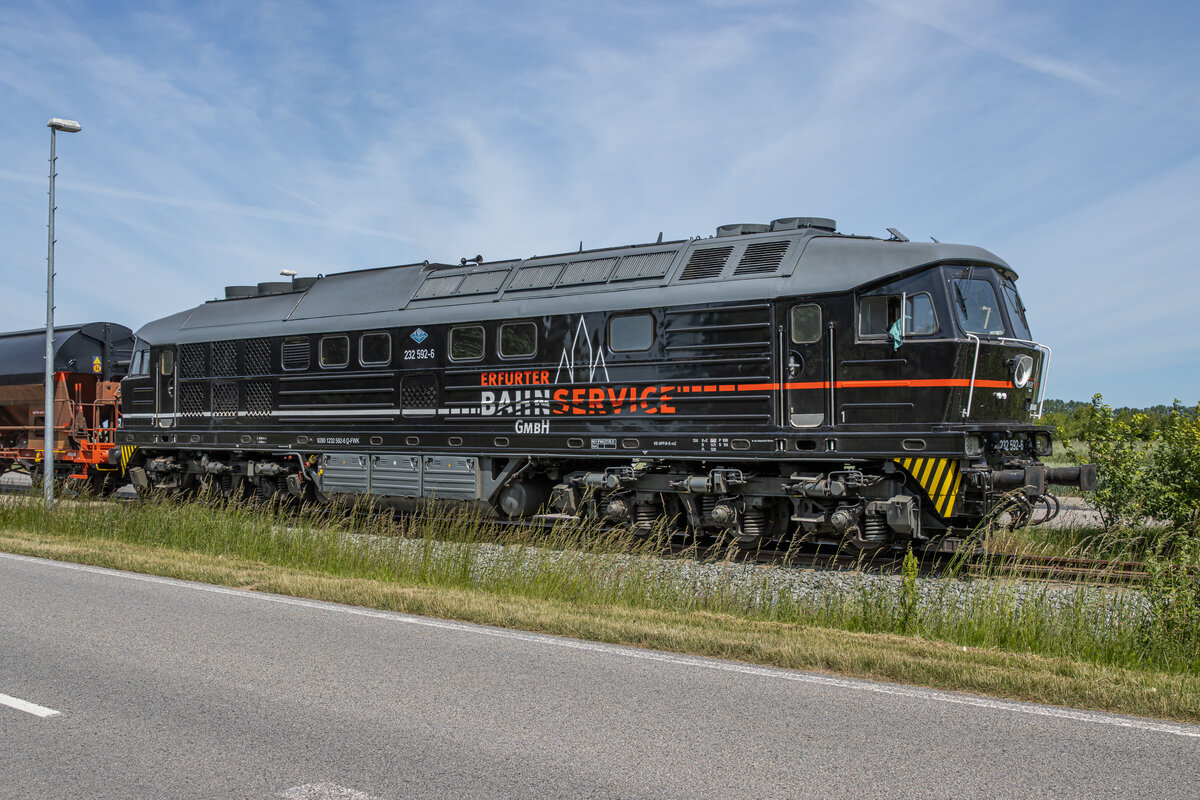 EBS 232 592 am 17.06.2022 bei der Getriedeentladung in Vierow.
