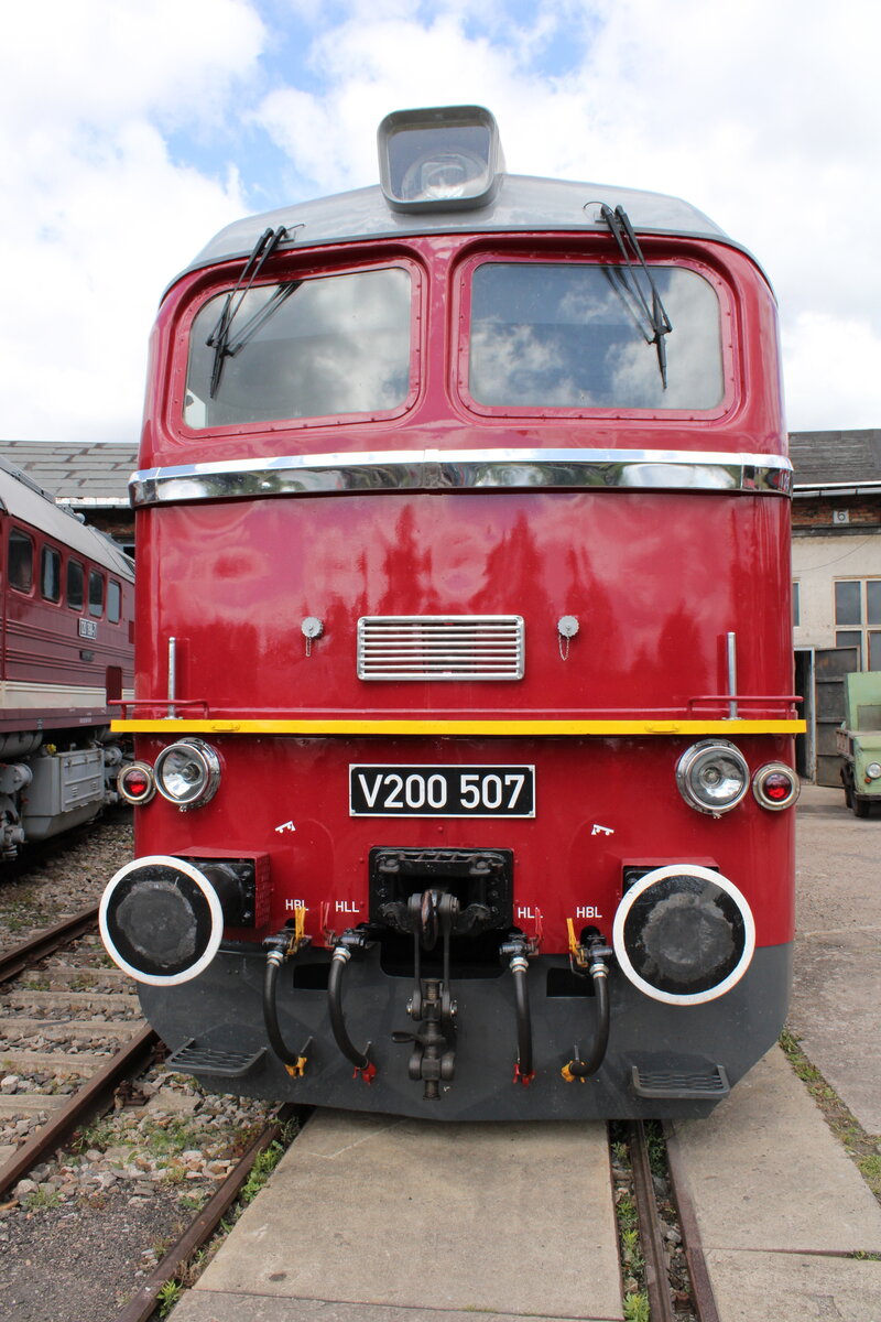 EBS V200 507 (92 80 5220 507-9 D-EBS) am 28.05.2022 beim Eisenbahnfest des Thringer Eisenbahnvereins im ehem. Bw Weimar.