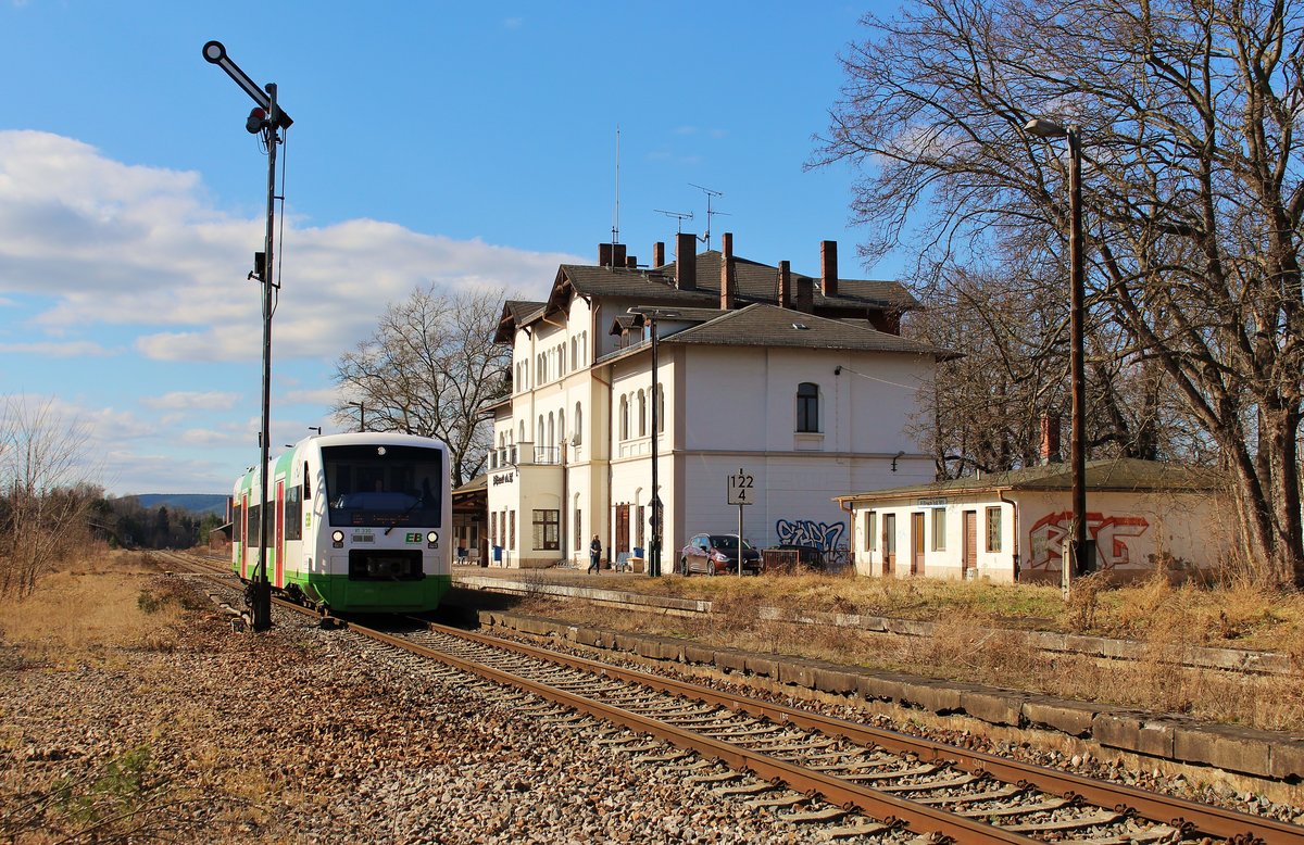 EBx 80856 zu sehen am 27.02.17 in Pößneck oberer Bahnhof.