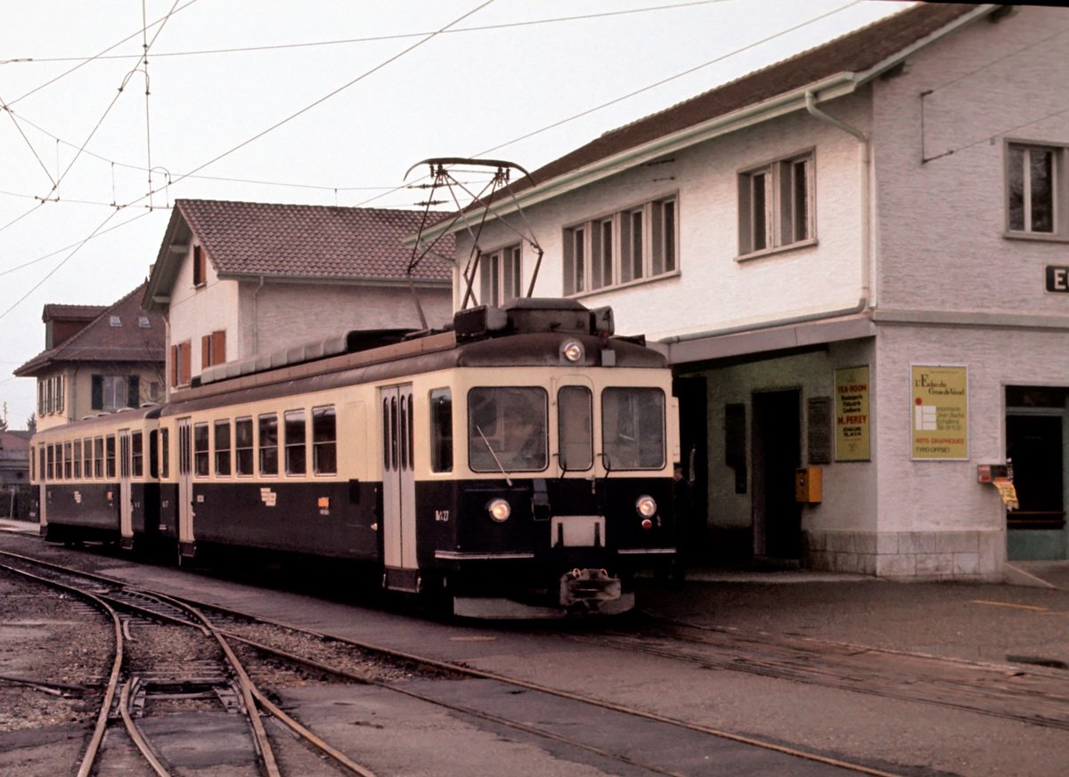 Echallens LEB, April 1977 . Digitalisiert von einer Kodak-Folie