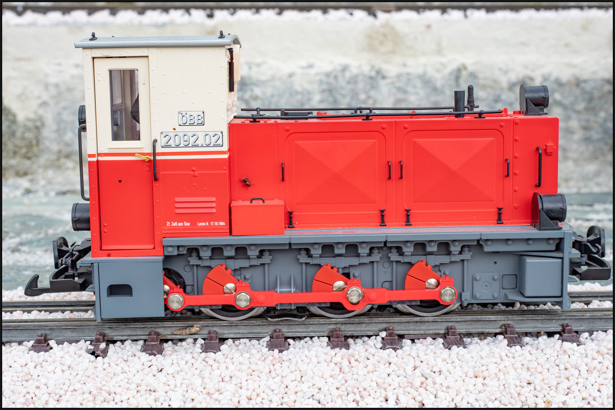 Echt Schräg ,.... 
2092.02 auf HK´s Gartenbahn. 
15.08.2020