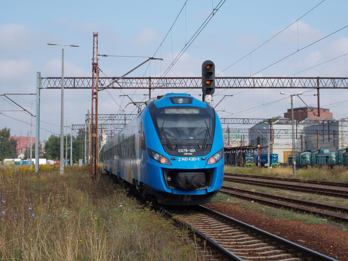 ED78-001 fuhr,am 16.August 2015,aus Szczecin Port Centralny nach Glowny.