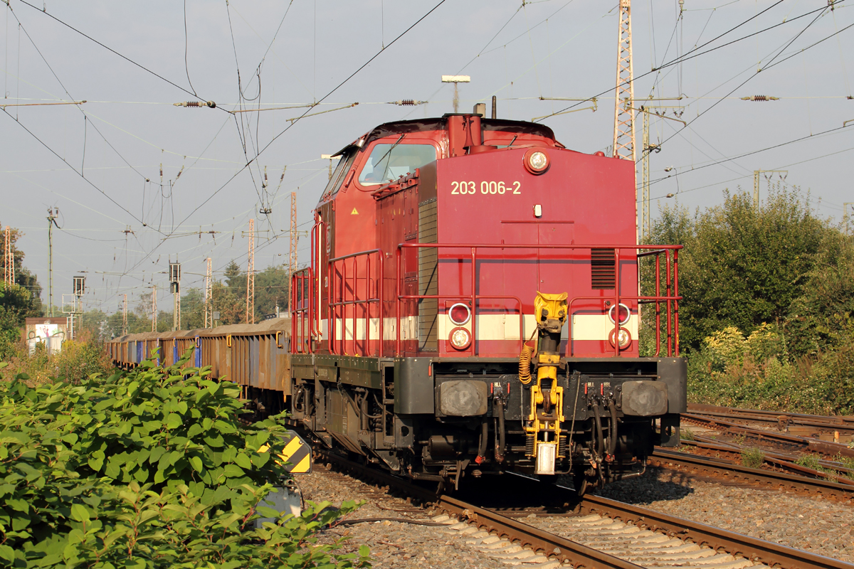 Efw 203 006-2 fährt in den Rangierbereich von Recklinghausen-Ost um dort Kopf zu machen 15.9.2016