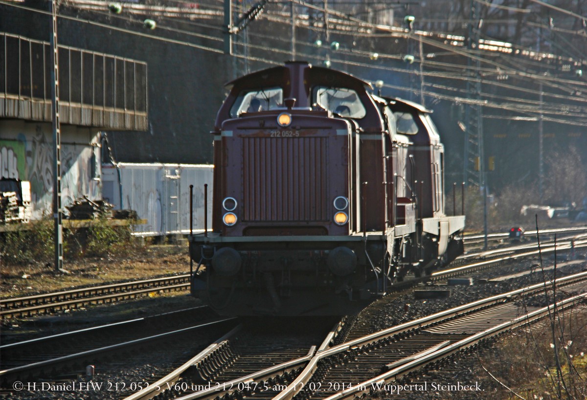 EfW 212 052-5,V60 & EfW 212 047-5 in Wuppertal, Februar 2014.