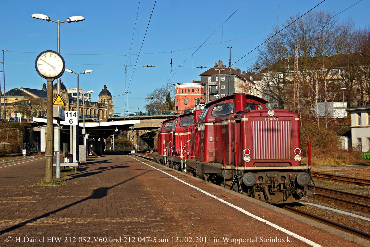 EfW 212 052-5,V60 und 212 047-5 als Lokzug am 12.02.2014 in Wuppertal Steinbeck.
