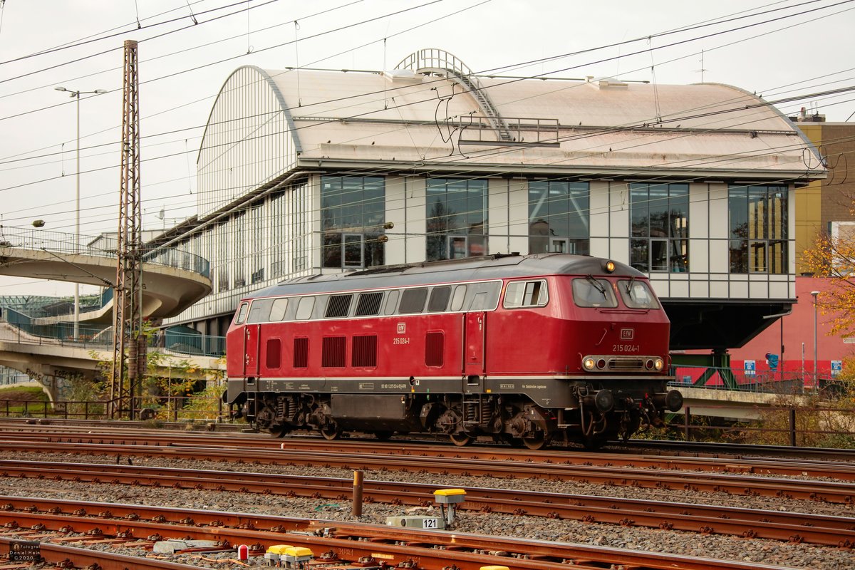 EfW 215 024-1 in Wuppertal, November 2020.
