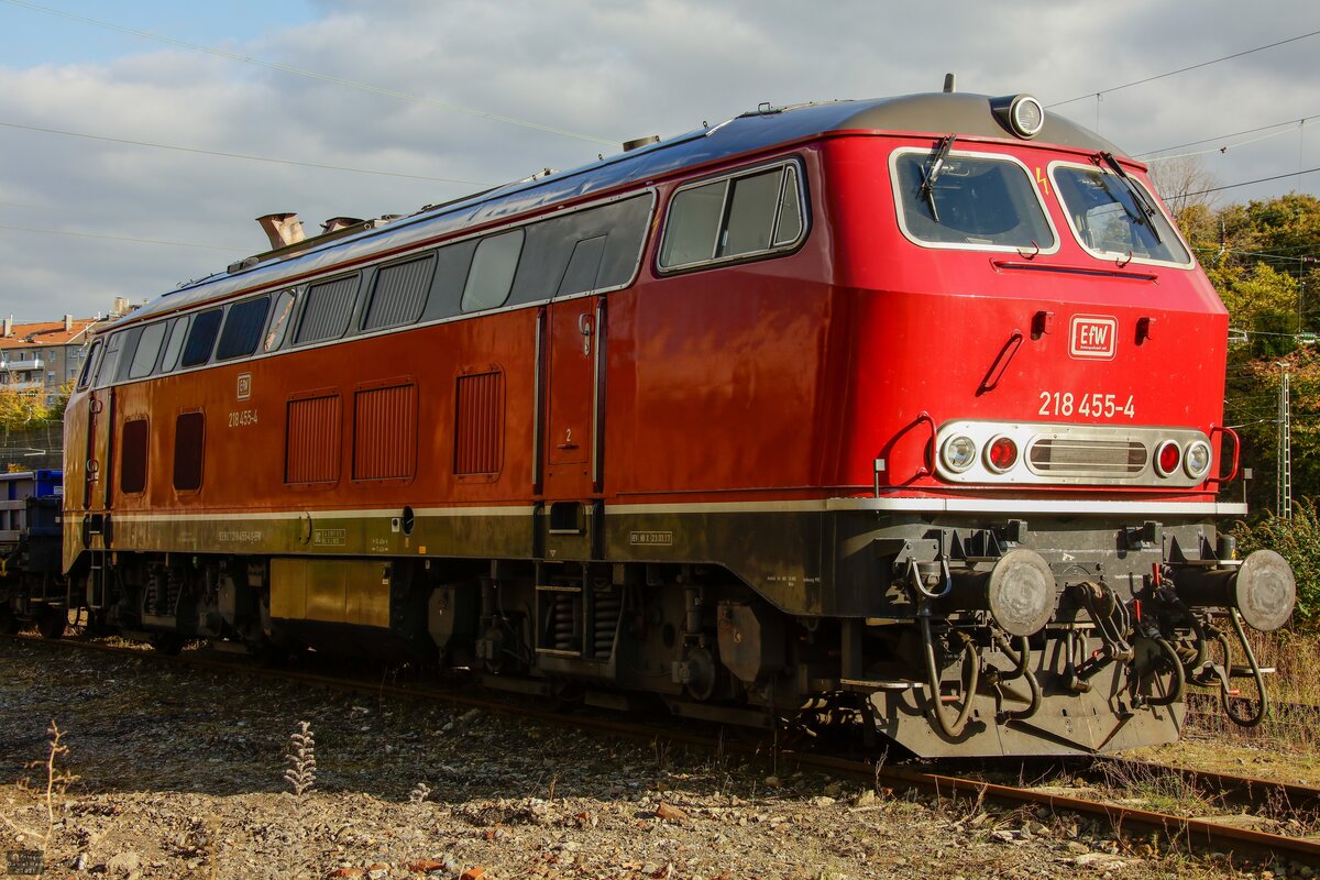 EfW 218 455-4 in Wuppertal, Oktober 2021.