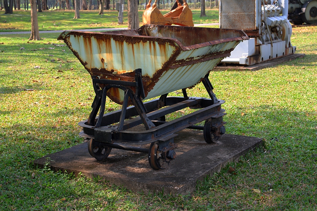 EGAT Feldbahnlore am 24.März 2023 im Freigelände des Mae Moh Mine Museum.
