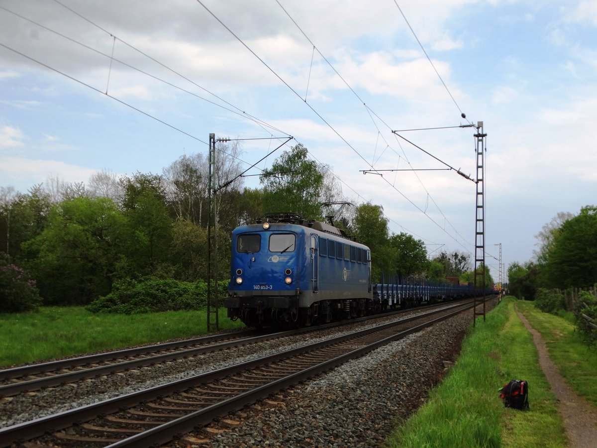 EGP (Eisenbahngesellschaft Potsdam) 140 853-3 am 03.05.16 bei Hanau West