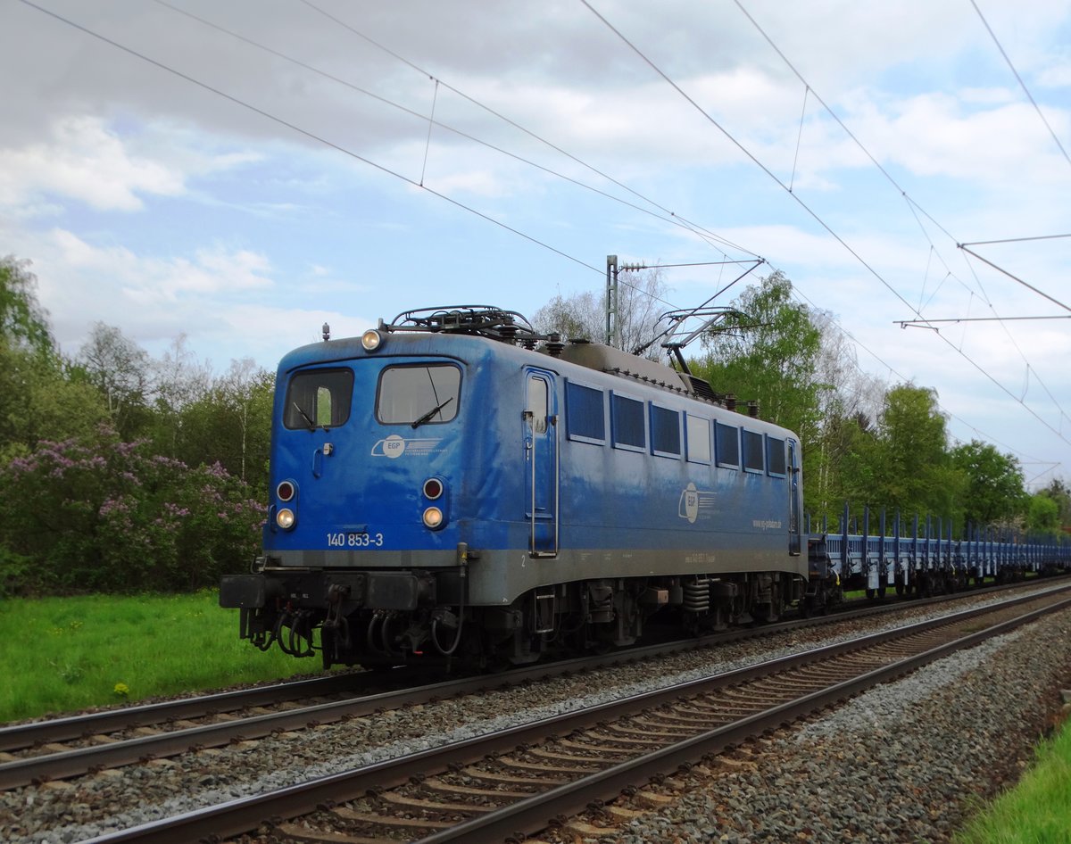 EGP (Eisenbahngesellschaft Potsdam) 140 853-3 am 03.05.16 bei Hanau West