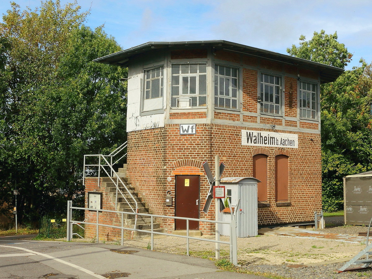 Ehemaliges Stellwerk Wahlheim b. Aachen am 08. Oktober 2020
