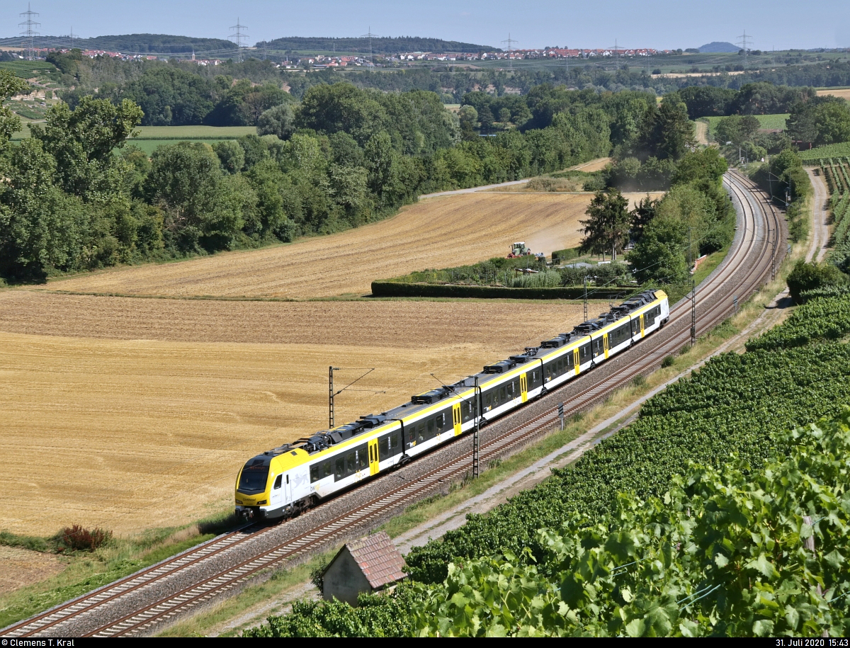 Ein 1430 (Stadler FLIRT 160) ist unterwegs bei Nordheim (Württemberg).

🧰 Go-Ahead Baden-Württemberg GmbH (GABW)
🚝 RE 19074 (RE8) Stuttgart Hbf–Würzburg Hbf
🚩 Bahnstrecke Stuttgart–Würzburg (Frankenbahn | KBS 780)
🕓 31.7.2020 | 15:43 Uhr