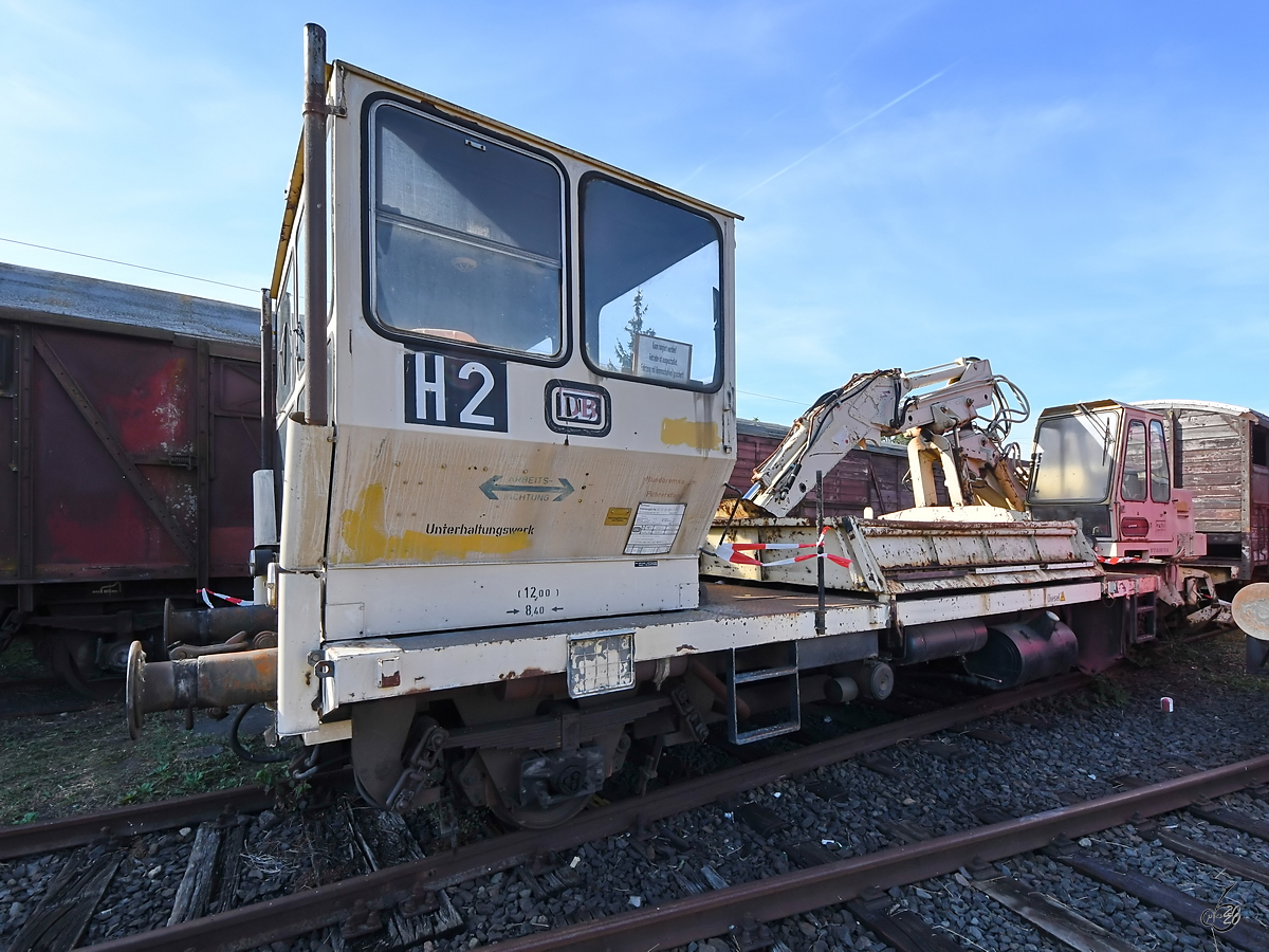 Ein 1978 bei Windhoff hergestellter Vielzweck-Gleishublader VG 17 mit Dreiseitenkipper war Mitte September 2019 im Eisenbahnmuseum Darmstadt-Kranichstein ausgestellt. 