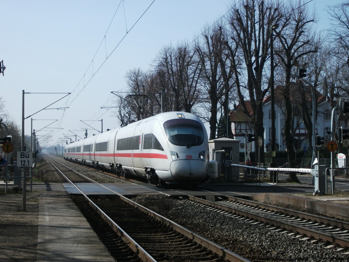 Ein 411er durchf�hrt am 08.M�rz 2014 �bers Gegengleis den Bahnhof Leipzig-Miltitz Richtung Leutzsch.