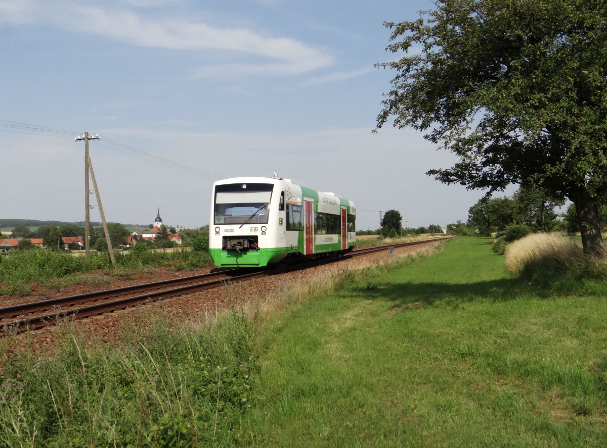 Ein 650 der Erfurter Bahn zu sehen am 17.07.15. in Neustadt an der Orla.
