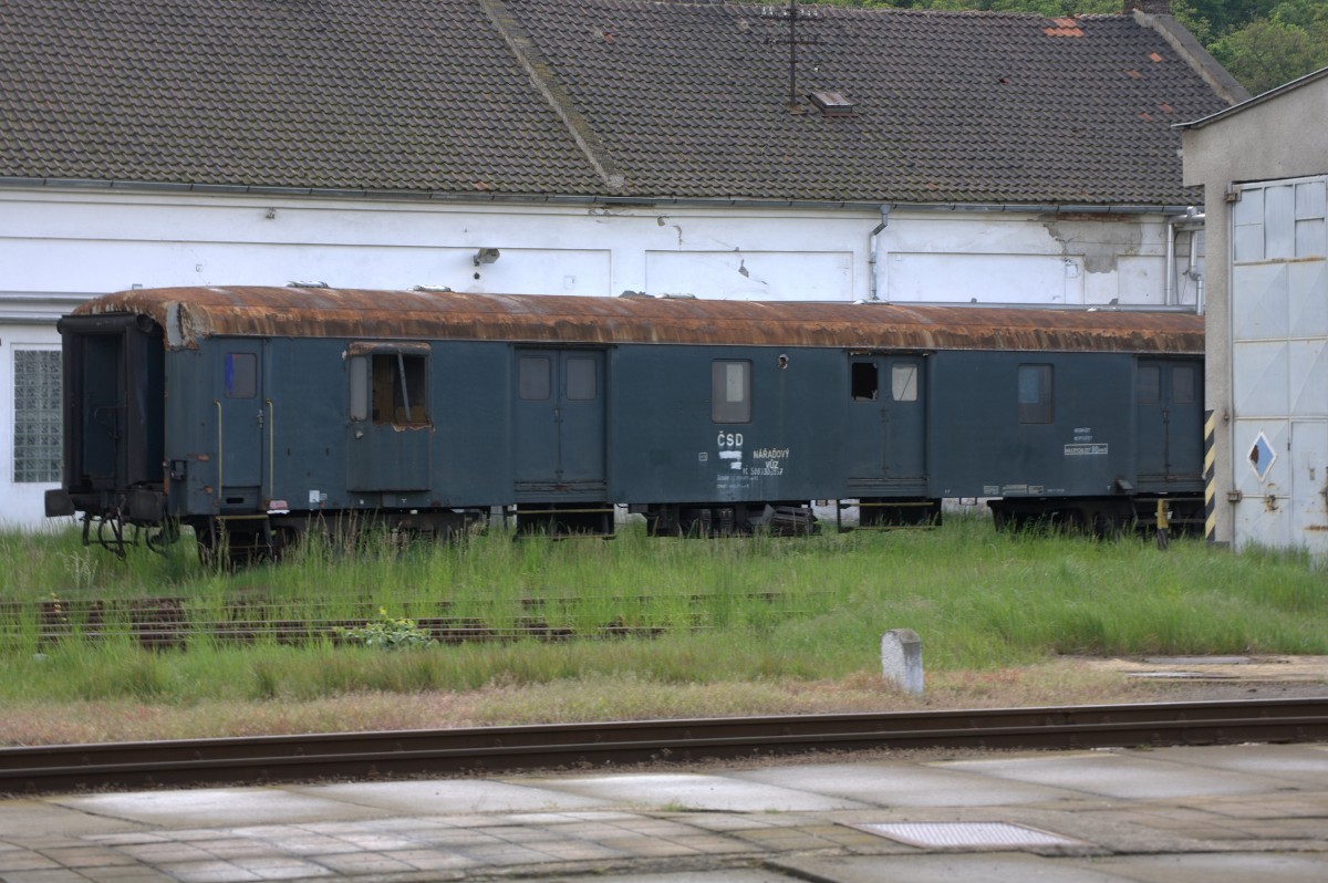 Ein abgestellter Packwagen der CSD , zur Verschrottung in Kralupy.13.05.2014 12:28 Uhr
