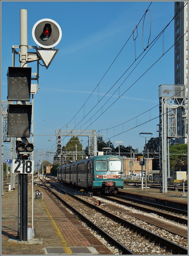 Ein ALe 582 Triebwagenzug in Rimini. 
17. Sept. 2014