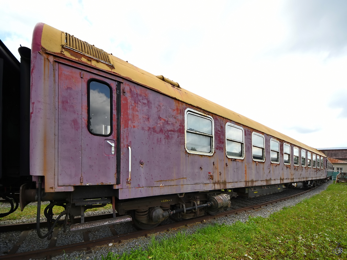 Ein alter DDR-Personenwagen war Mitte August 2020 im Lokpark Ampflwang zu sehen.