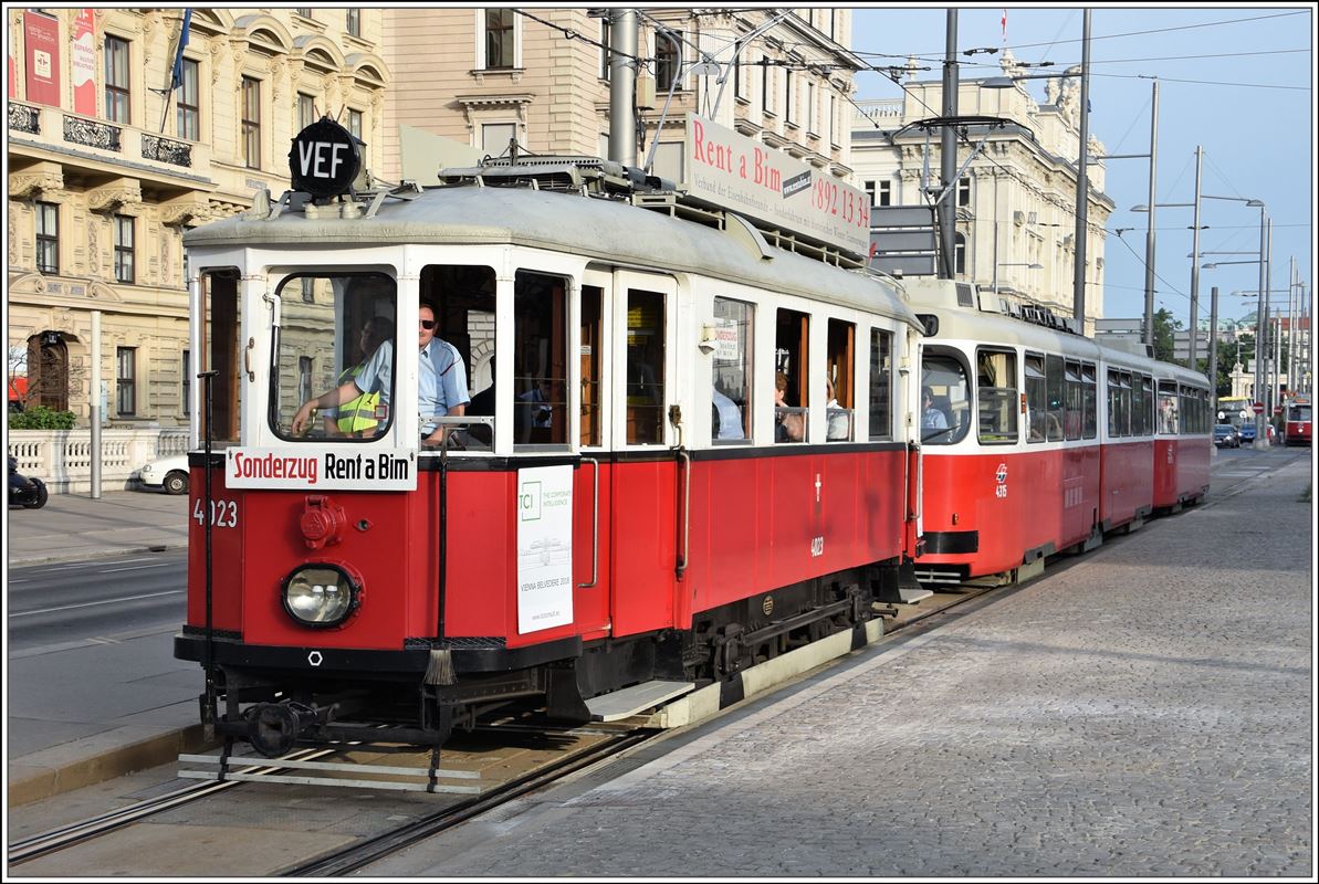 Ein anderer Sonderzug mit Wagen 4023 in Wien. (18.06.2018)