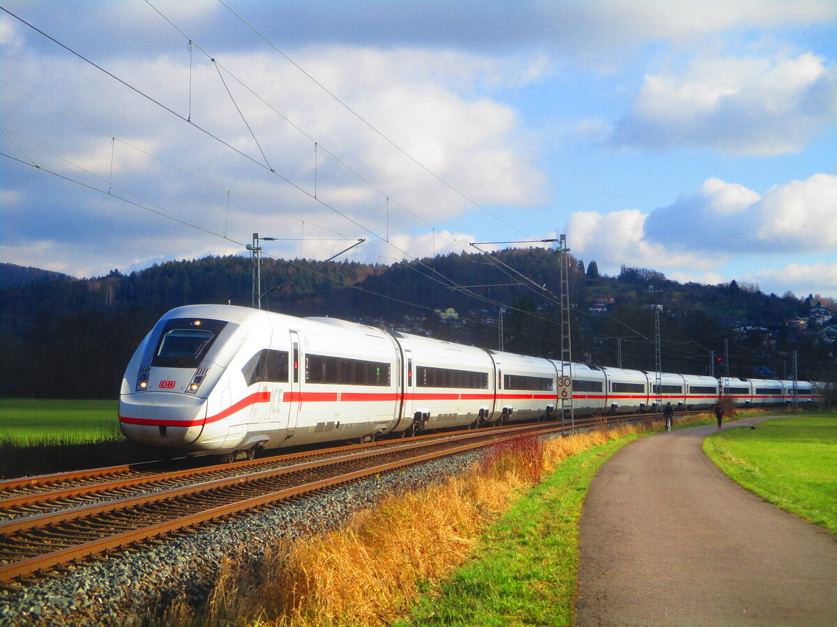 Ein BR 412 zwischen Urbach bei Schorndorf und Plüderhausen 