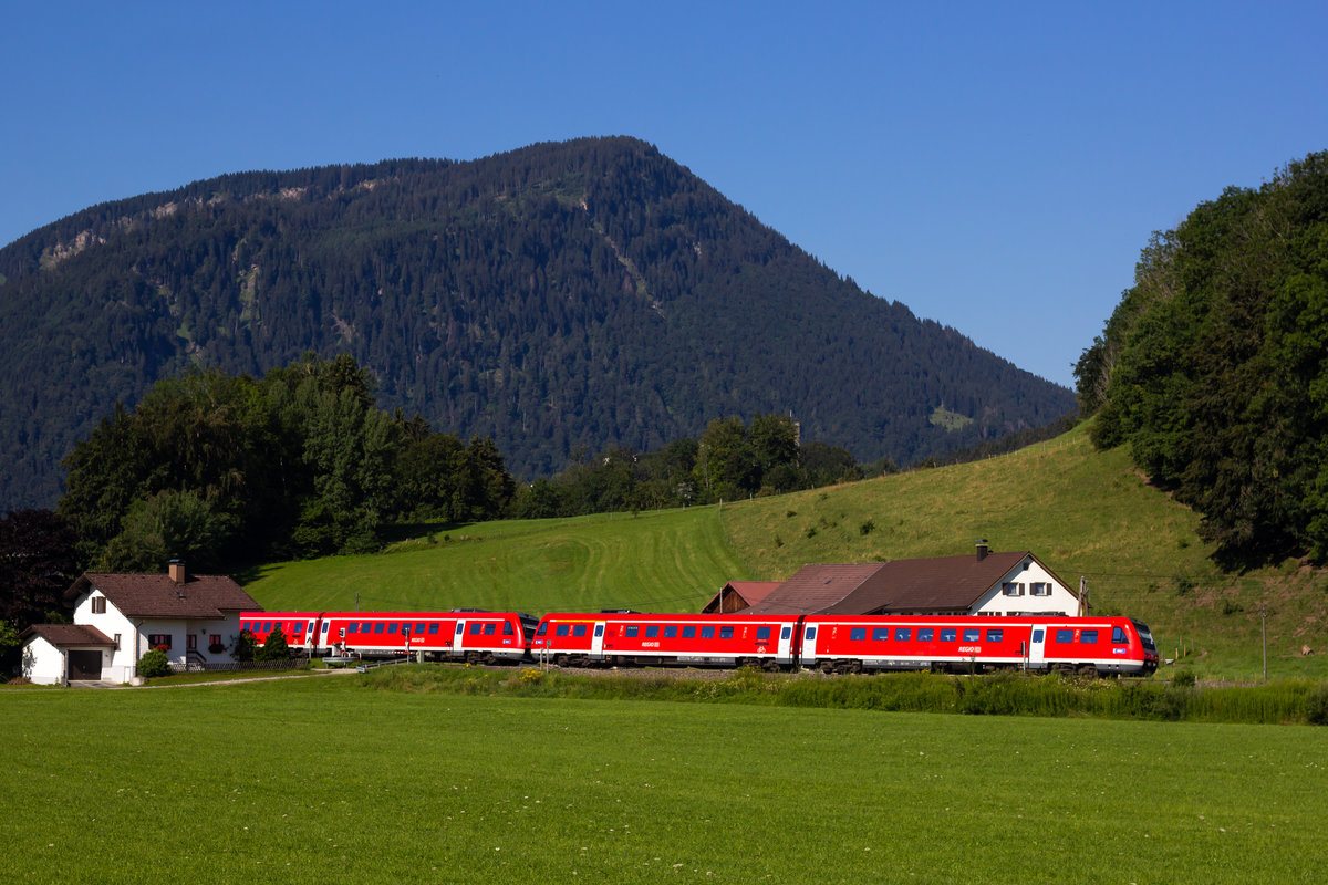 Ein Br 612er Doppel bei Stein im Allgäu. 19.7.20