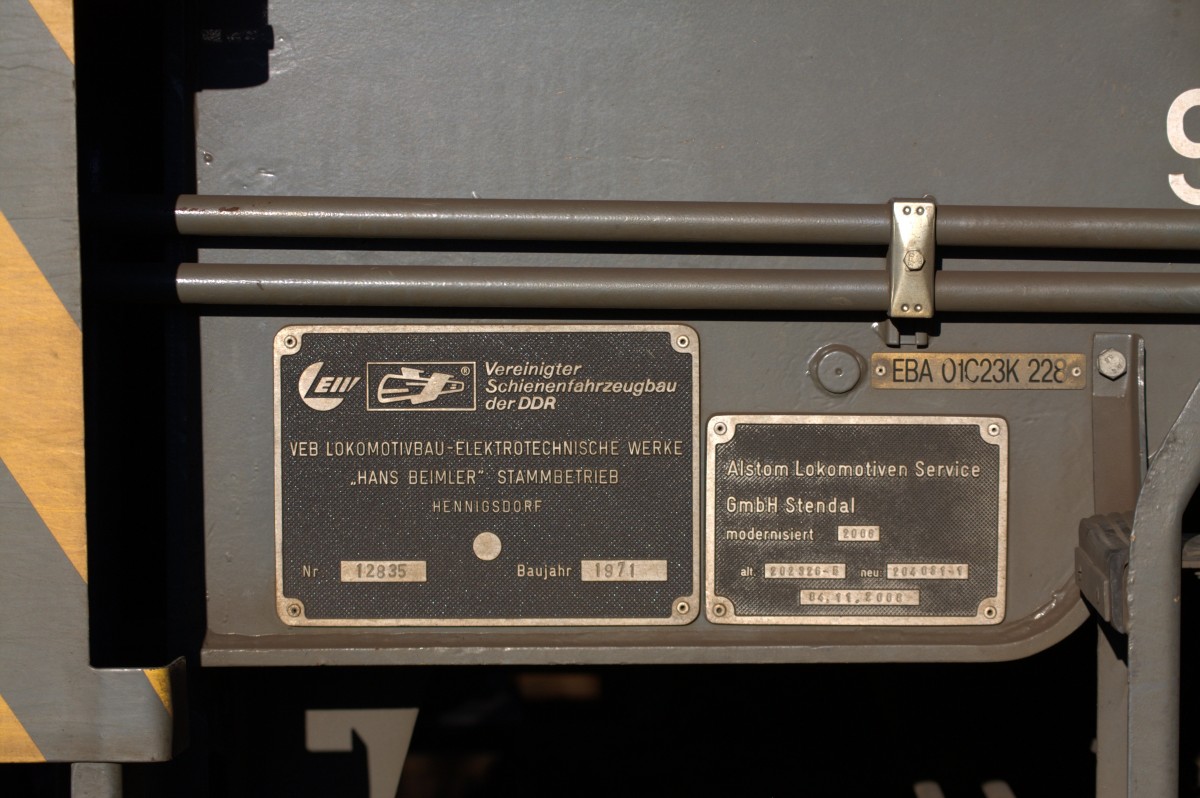 Ein Detailfoto von der Press 204031-1 in Riesa. Wenn man schon so nah rankommt...,13.12.2013,11:46 Uhr