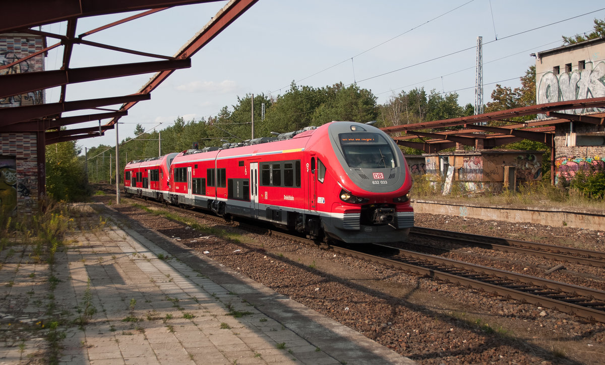 Ein Doppeltraktion DB Regio RMV 632 durchfährt am 11.09.2020 Potsdam Pirschheide gen Bydgoszcz.