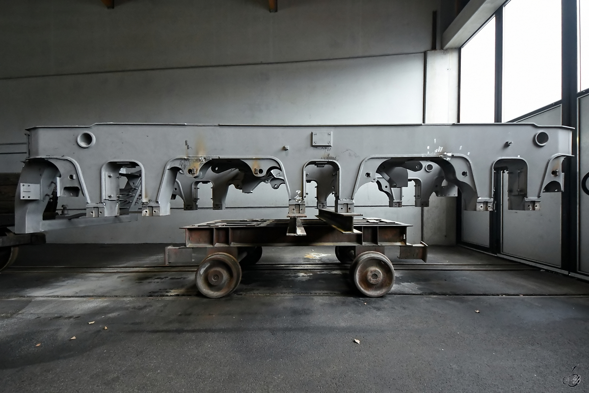 Ein Drehgestell einer Lokomotive. (Lokpark Ampflwang, August 2020)