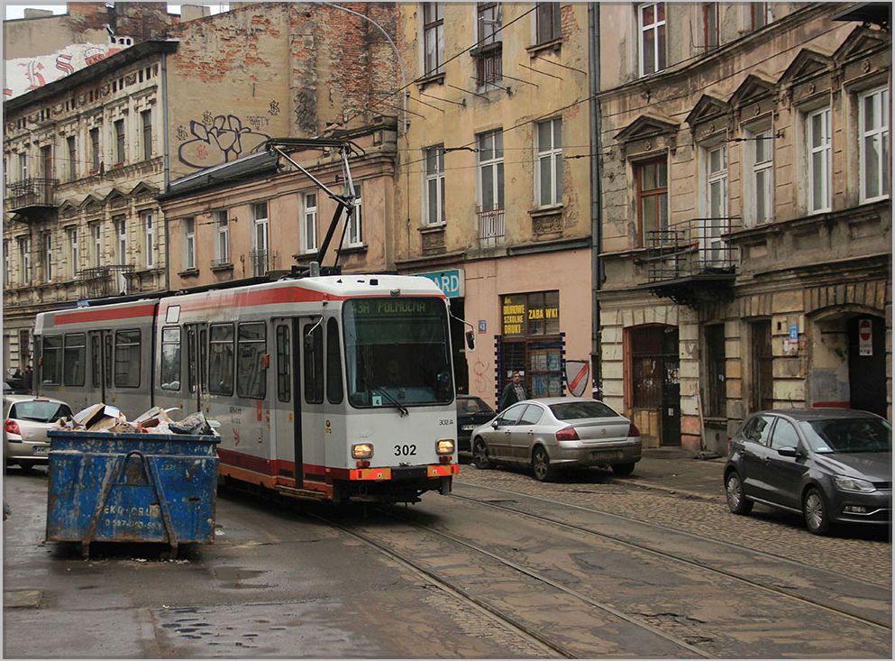 Ein Duewag M6S in der Legionow. März 2018