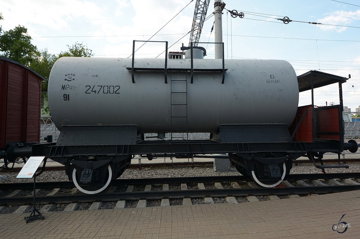 Ein >esselwagen im Eisenbahnmuseum von Moskau Anfang Mai 2016