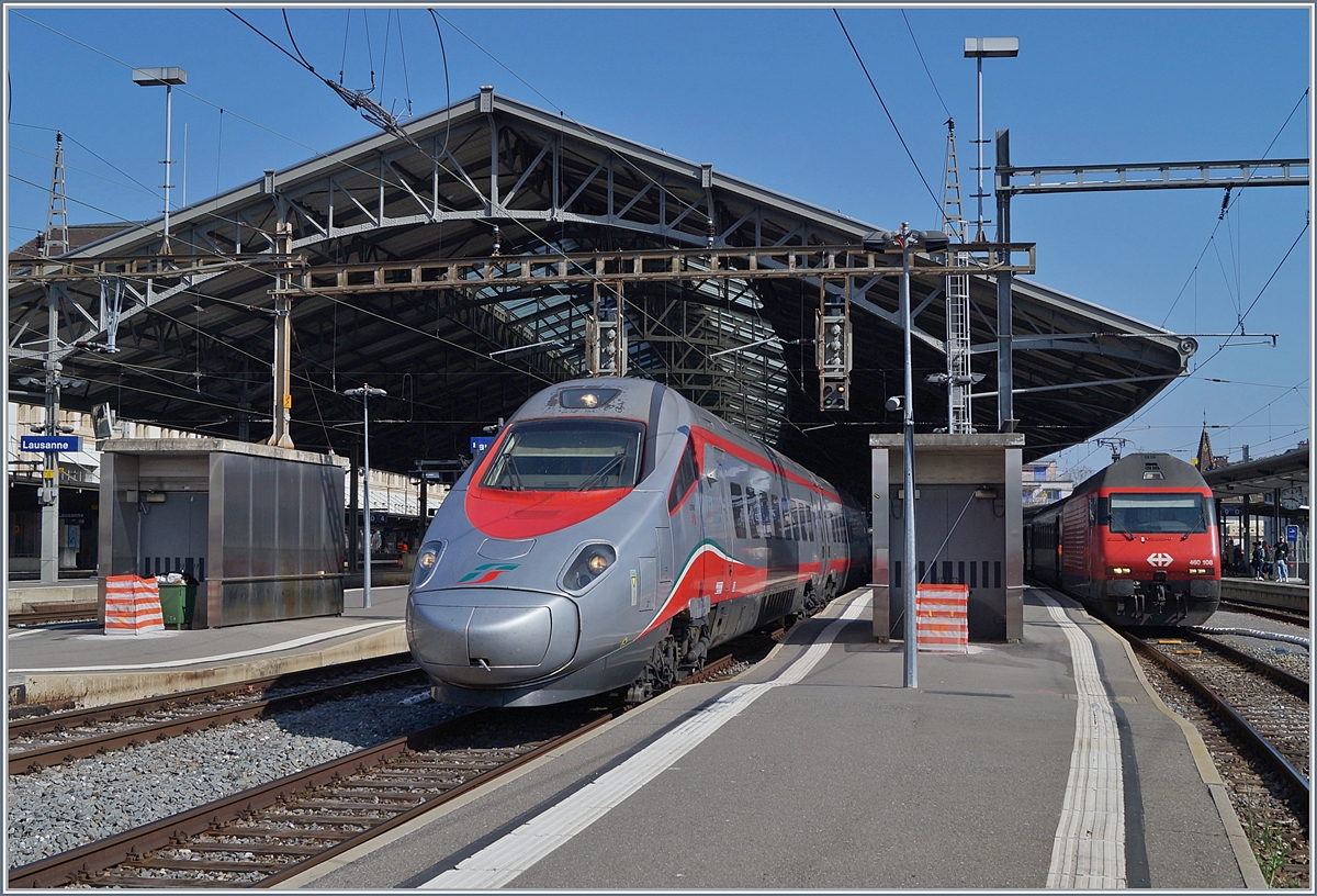 Ein FS Trenitalia ETR 610 verlässt als EC 34 von Milano nach Genève den Bahnhof von Lausanne. 

31. März 2019