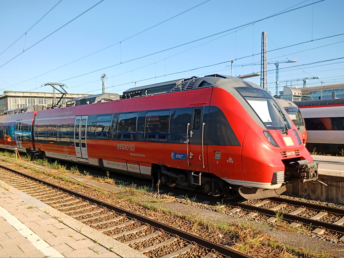 Ein Hamsterbacke am 4. August 2022 gegen 18:42 Uhr in München Hbf.