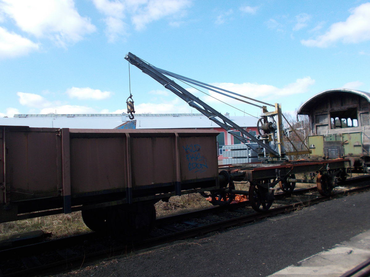 Ein historischer Kranwagen mit Speichenrädern am 26.März 2016,bei den Berliner Eisenbahnfreunden im Eisenbahnmusem Basdorf.