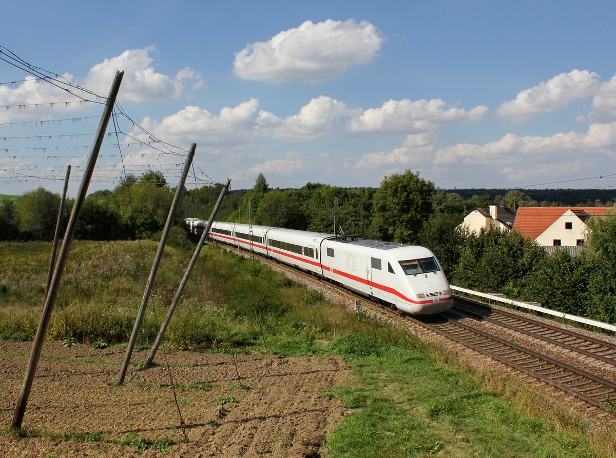 Ein ICE 1 nach München am 09.09.2016 unterwegs bei Fahlenbach.