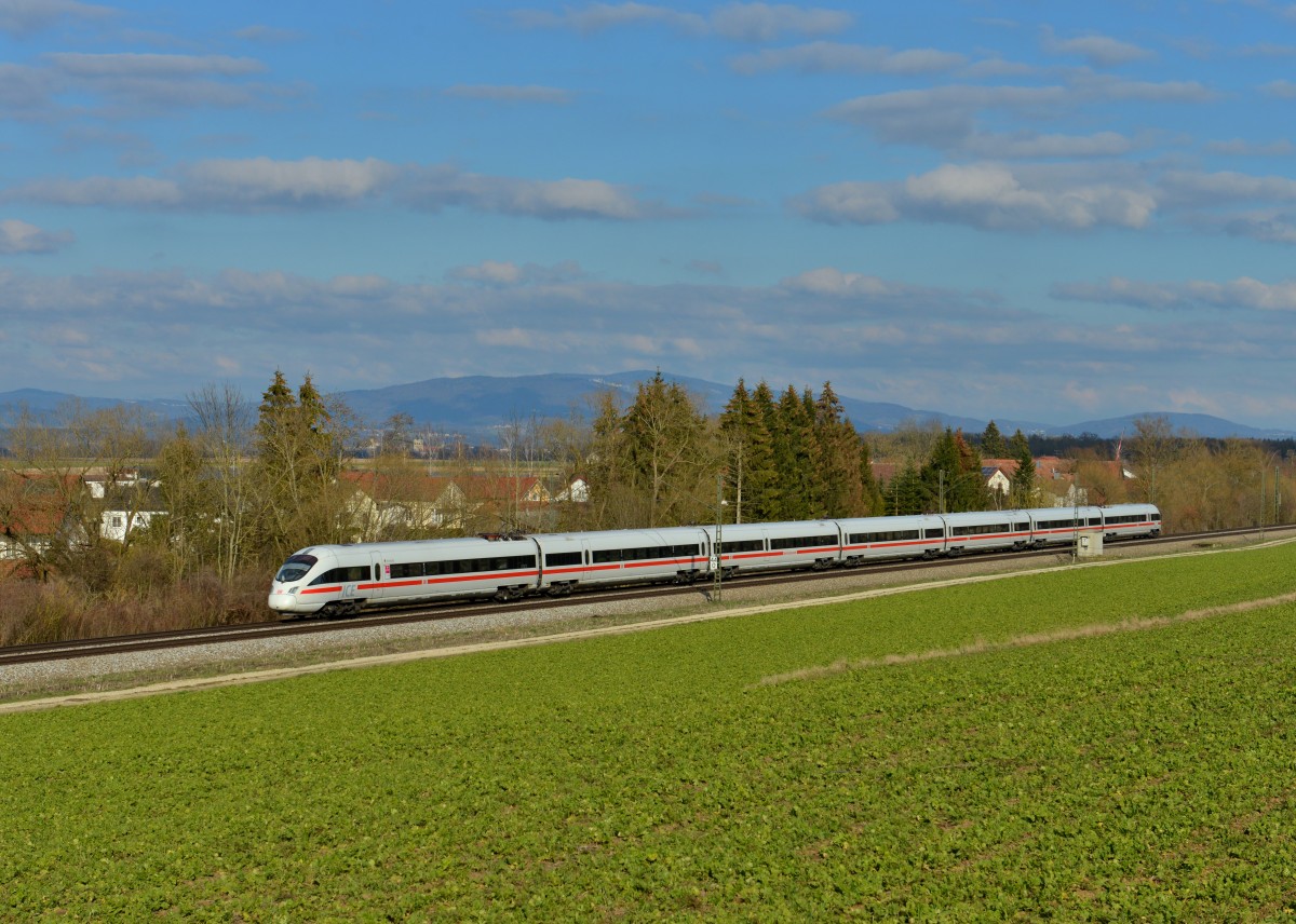 Ein ICE-T als ICE 90 am 16.03.2016 bei Langenisarhofen. 