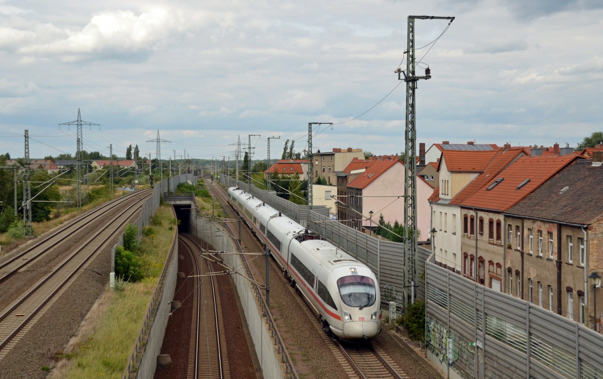 Ein ICE-T der BR 411 durcheilte am 17.08.14 Bitterfeld auf dem Gegengleis Richtung Leipzig.
