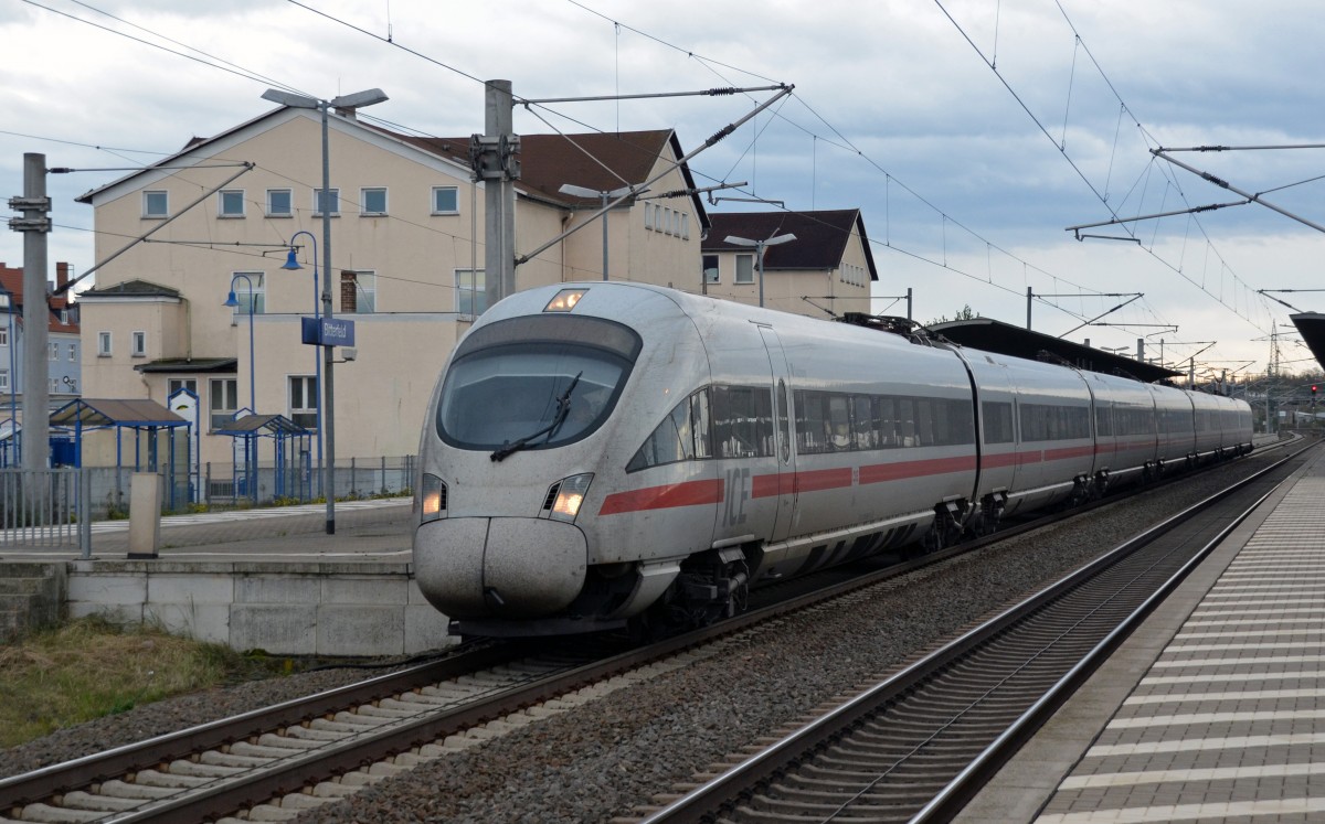 Ein ICE-T der BB-Reihe 4011 verlie am 27.10.13 als ICE 208 Bitterfeld Richtung Berlin.
