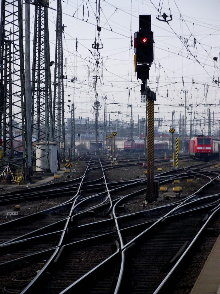 Ein KS Signal am 05.03.14 in Frankfurt am Main Hbf 