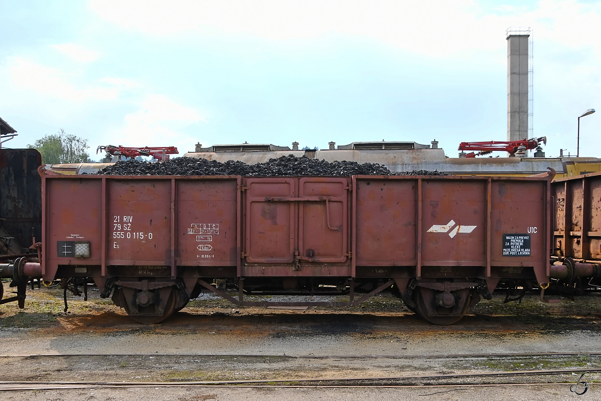 Ein mit Kohle beladener offener Güterwagen Ende August 2019 im Eisenbahnmuseum Ljubljana.