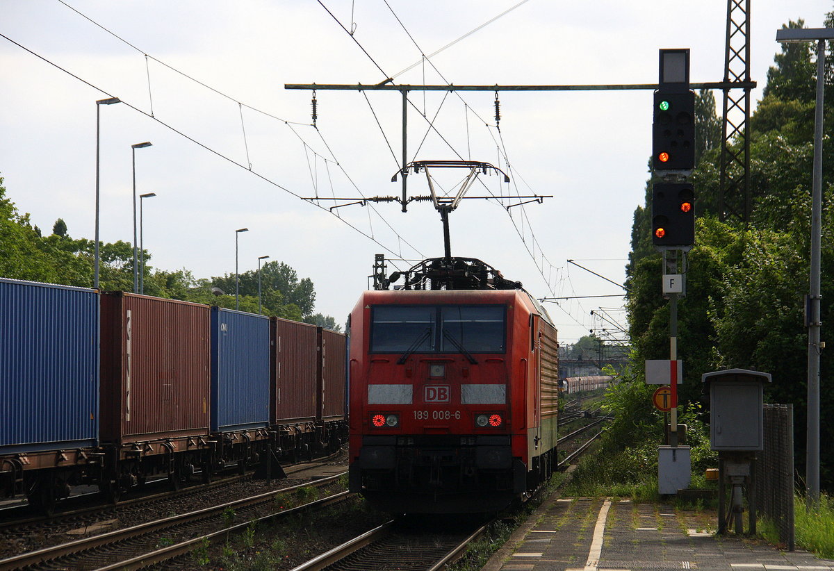 Ein Nachschuss von der 189 008-6 DB kamm als Lokzug aus Oberhausen-West nach Duisburg-Rheinhausen-Ost. 
Aufgenommen vom Bahnsteig in Duisburg-Rheinhausen-Ost. 
Bei Sommerwetter am 27.7.2017. 
