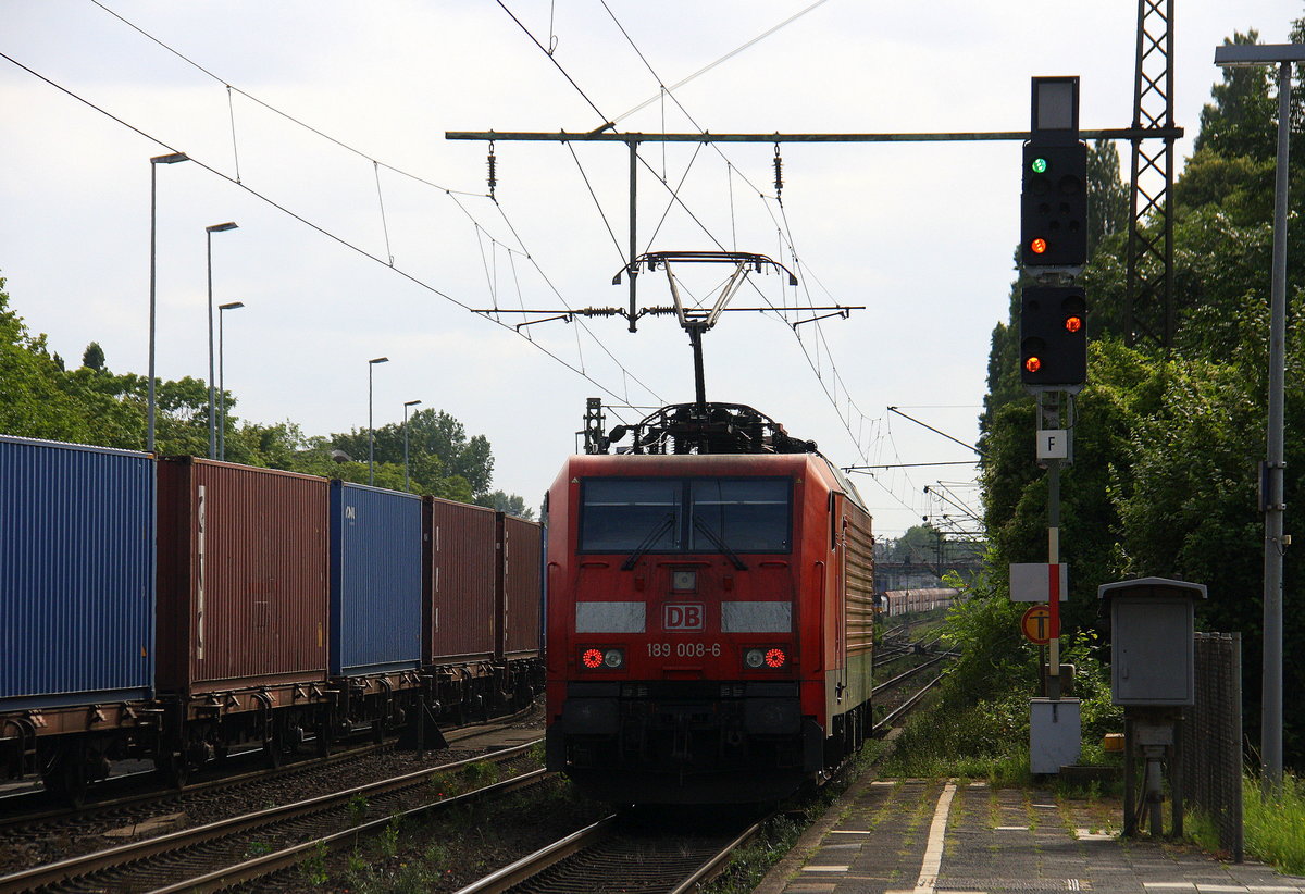 Ein Nachschuss von der 189 008-6 DB kamm als Lokzug aus Oberhausen-West nach Duisburg-Rheinhausen-Ost. 
Aufgenommen vom Bahnsteig in Duisburg-Rheinhausen-Ost. 
Bei Sommerwetter am 27.7.2017. 