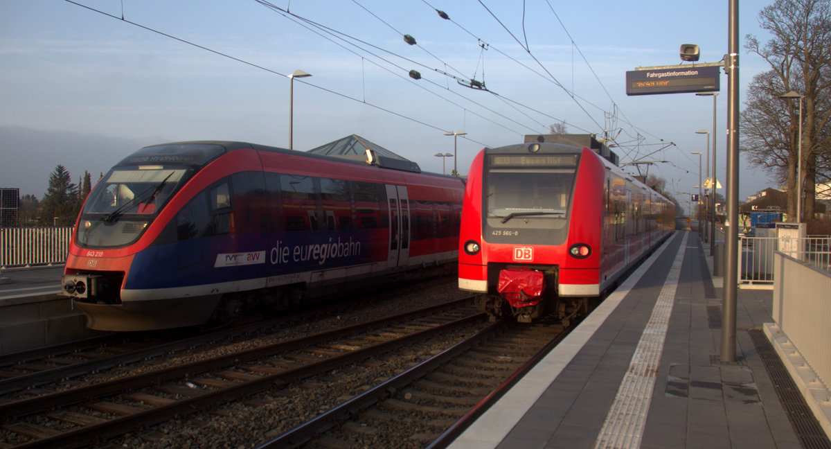 Ein Nachschuss von der Rhein Niers Bahn (RB33) aus Aachen-Hbf nach Heinsberg-Rheinand- Duisburg-Hbf und hilt in Kohlscheid und fährt in Richtung Herzogenrath,Mönchengladbach. Aufgenommen vom Bahnsteig 1 in Kohlscheid. 
Am Nachmittag vom 24.1.2020.