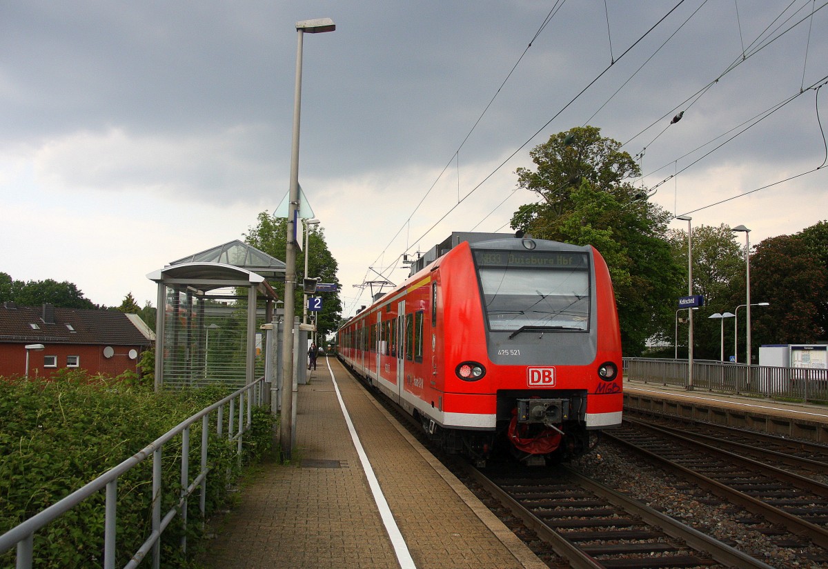 Ein Nachschuss von der Rhein Niers Bahn (RB33) von Aachen-Hbf nach Duisburg-Hbf und kommt aus Richtung Aachen-West,Laurensberg,Richterich und hilt in Kohlscheid und fährt in Richtung Herzogenrath,Mönchengladbach. 
Bei Regenwolken am Nachmittag vom 21.5.2015.