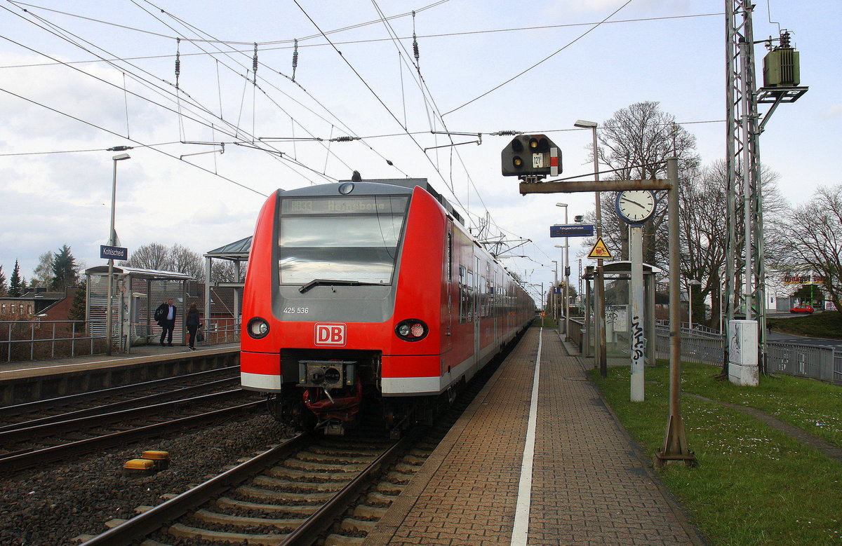 Ein Nachschuss von der Rhein Niers Bahn (RB33) aus Aachen-Hbf nach Heinsberg-Rheinland-Mönchengladbach-Hbf und hilt in Kohlscheid und fährt in Richtung Herzogenrath,Mönchengladbach. 
Aufgenommen von Bahnsteig 1 in Kohlscheid. 
Bei Sonne und Regenwolken am Nachmittag vom 30.3.2016.
