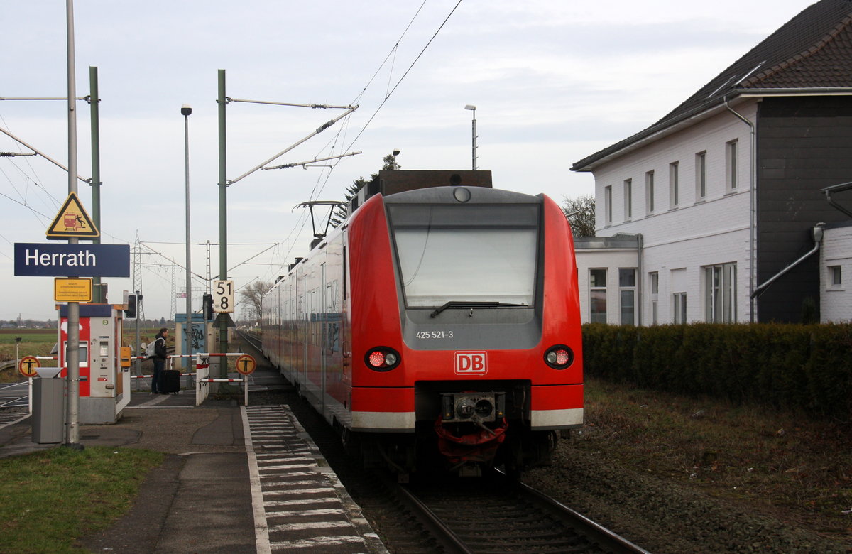 Ein Nachschuss von der Rhein Niers Bahn (RB33) kommt aus Aachen-Hbf nach Duisburg-Hbf und kamm aus Richtung Aachen-Hbf,Aachen-Schanz,Aachen-West,Laurensberg,Richterich,Kohlscheid,Herzogenrath,Palenberg,Zweibrüggen,Frelenberg,Geilenkirchen,Süggerrath,Lindern,Brachelen,Hückelhoven-Baal,Baal,Erkelenz und hilt in Herrath und  fuhr dann weiter in Richtung Beckrath,Wickrath,Rheydt-Hbf,Mönchengladbach-Hbf. 
Aufgenommen vom Bahnsteig 1 in Herrath. 
Bei Sonne und Wolken am Mittag vom 23.12.2016.