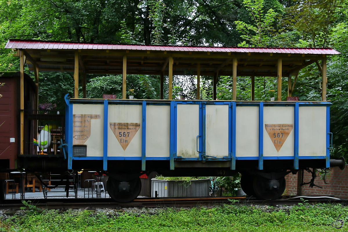 Ein offener Güterwagen der Wanne-Herner Eisenbahn aus dem Jahr 1937, so gesehen Anfang August 2021 im Heimatmuseum  Unser Fritz  in Herne.